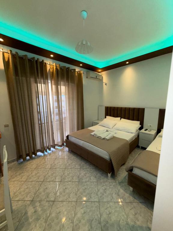 Ylli's Apartments - Ferienwohnung Saranda