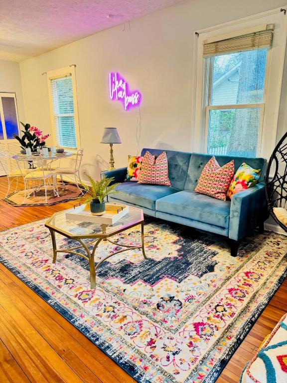 Park Life Living Minutes from Downtown and Ft Benning - B&B Columbus