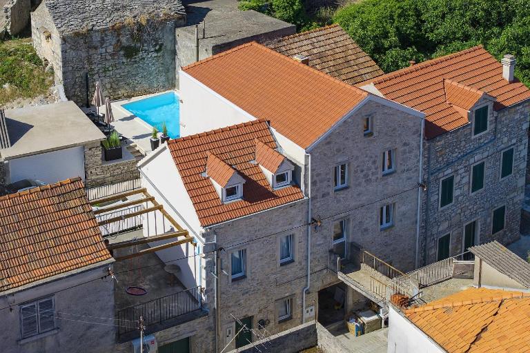 Vacation House Meri - Bed and Breakfast Blato