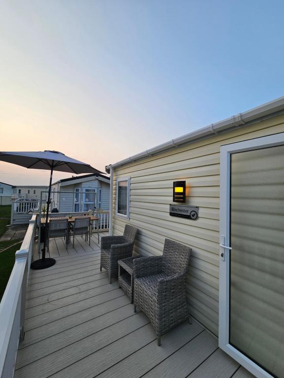 Robins Sunset Holiday Home - B&B Seasalter