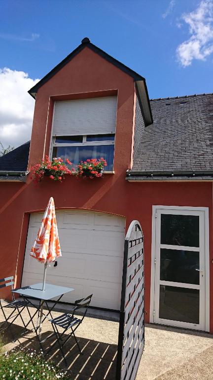 Ar Baradoz Bihan - studio meublé - B&B La Celle-sous-Gouzon