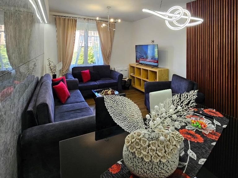 Welcome to Zaimi's Apartment - B&B Korce