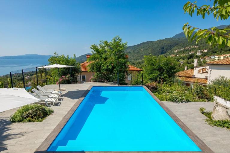 Apartman Lea - Villa Oleander - B&B Ičići