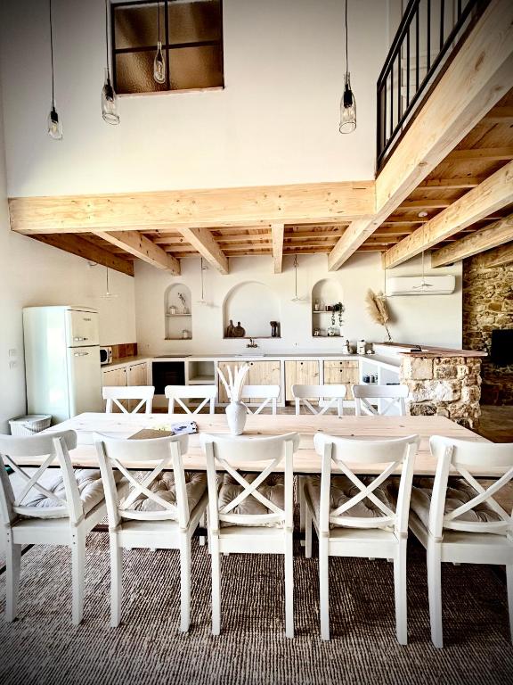 Gîte dans un domaine - La cave du vigneron - Uzès - 10 personnes - B&B Baron