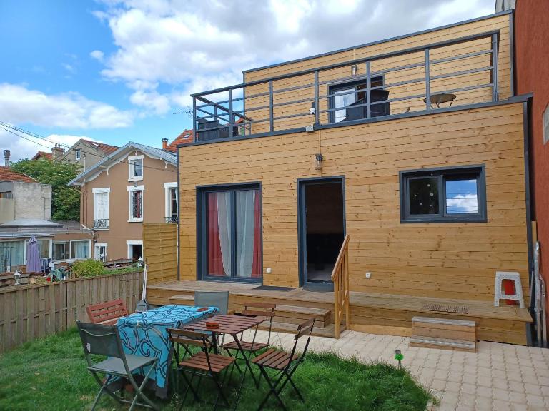 New modern 80 m2 house, peaceful haven, 10' from RER B - B&B Bagneux