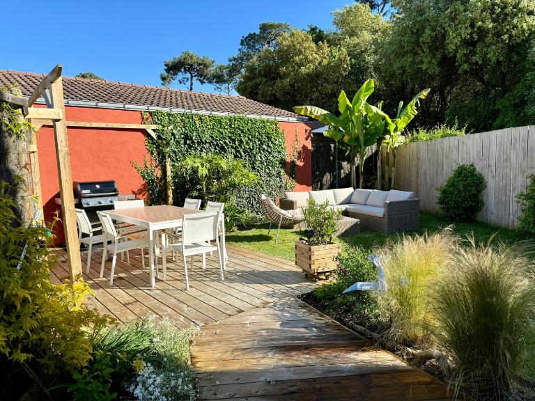 Maison « Embruns de mer » à 800 m de la mer - B&B La Pironnière