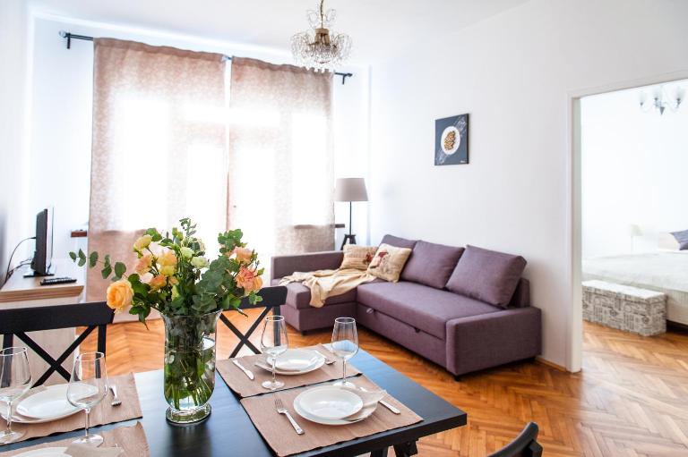 Stunning Design Apartment - Ferienwohnung Prag