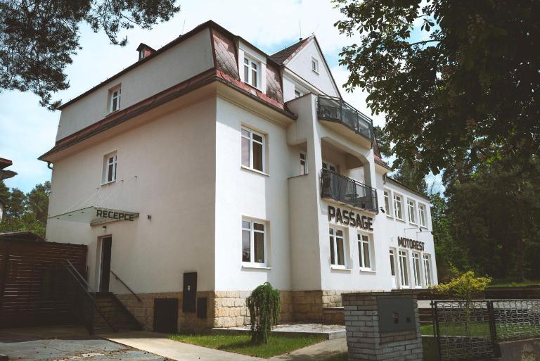 Pokoje Pasáž - B&B Doksy