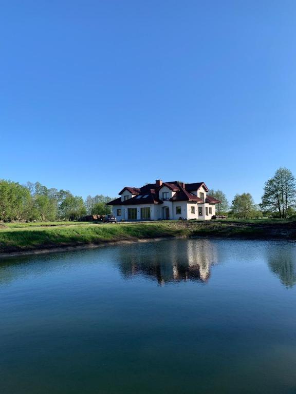 Dworek Pod Wierzbami - Bed and Breakfast Wołuszewo