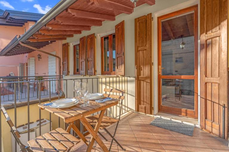 Shiba Loft in the heart of Desenzano - Chambres d'hôtes Desenzano del Garda