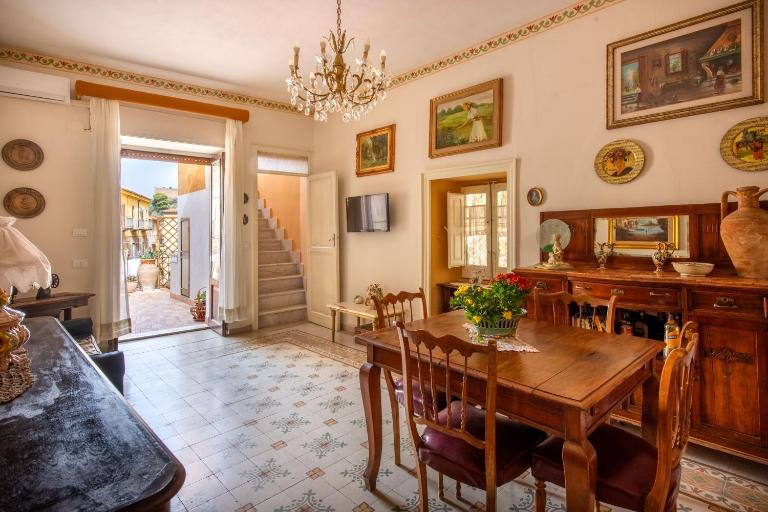 Bracco House - B&B Caronia