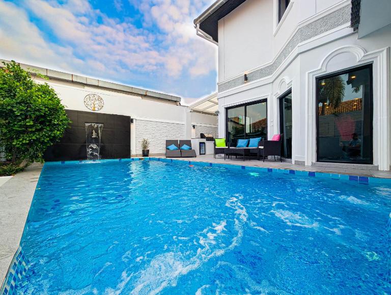Villa Bella - Luxury Private Pool Pattaya - B&B Ban Nong Prue