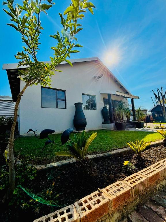 Calabash Executive Stay - Bed and Breakfast Benoni