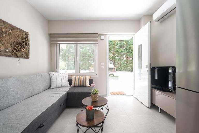 Siviri Malena House by Luxlikehome - B&B Síviri