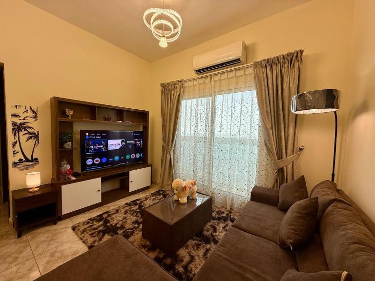 Cozy Sea View Apartment in the heart of Ajman - B&B Ajmán
