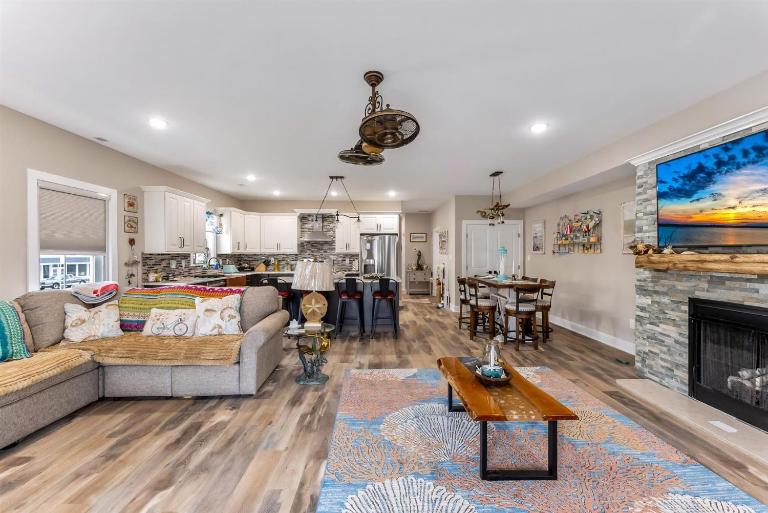 146 E Spencer Ave, Unit 101 - Chambres d'hôtes Wildwood