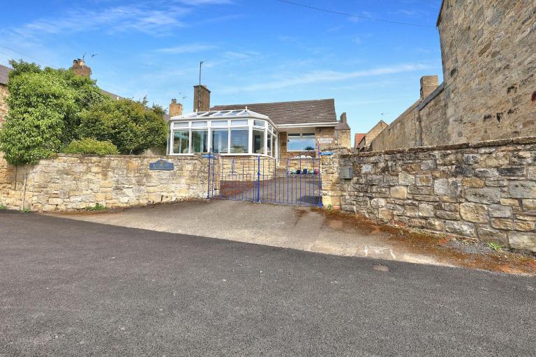 Riverview Cottage - North East Escapes - B&B Warkworth