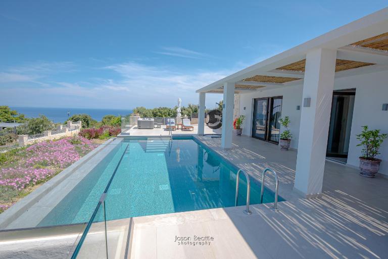 Villa Lilianna Private Luxury Villa - Ferienwohnung Marathiás