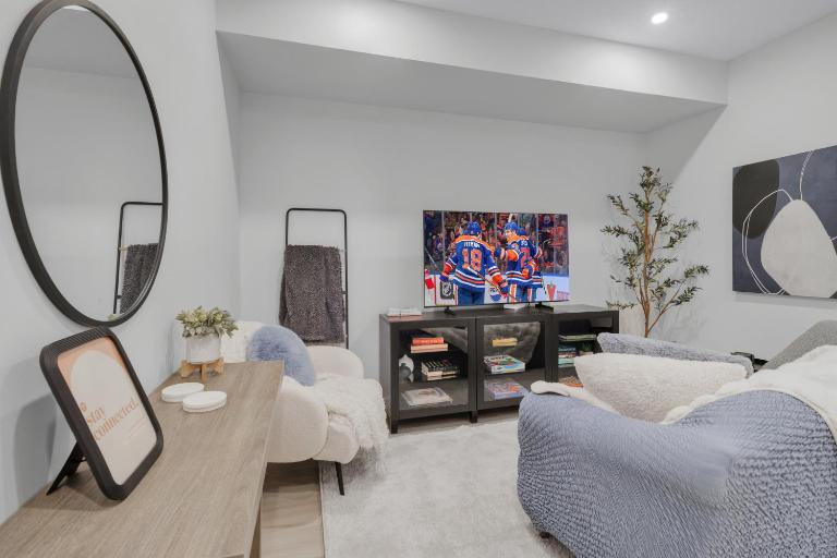 1 BR Suite Stylish Coffee Station Stocked sleep 4 - B&B Edmonton