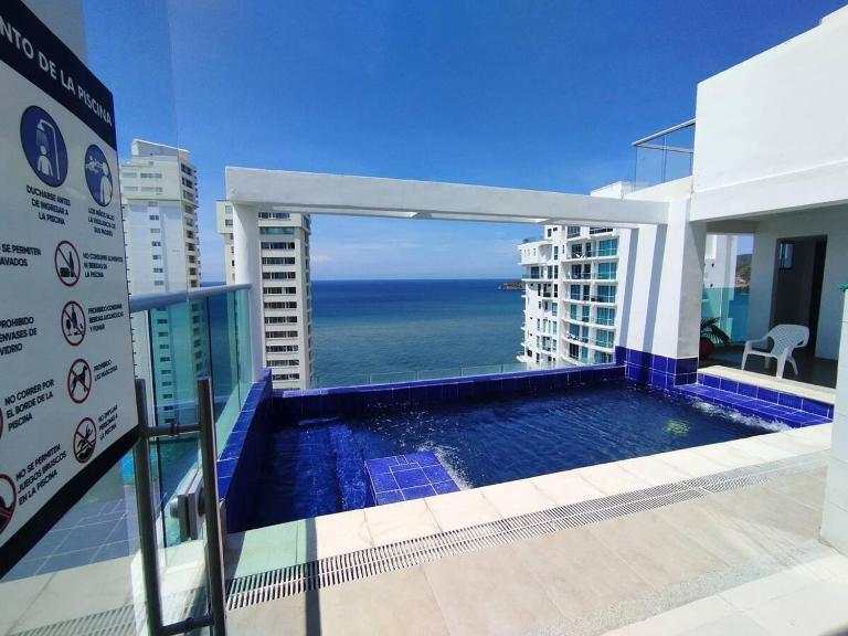 Rodadero White - B&B Santa Marta