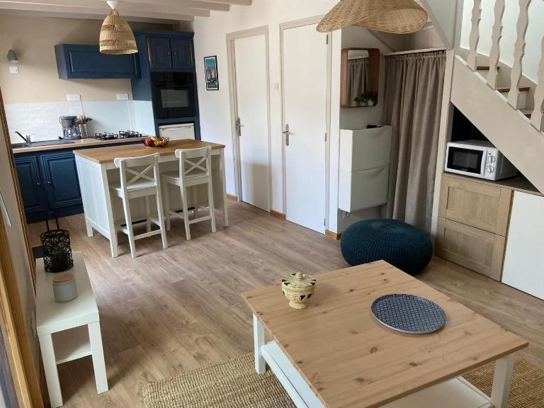 Charmante maison proche de la mer à Locquémeau - B&B Locquémeau