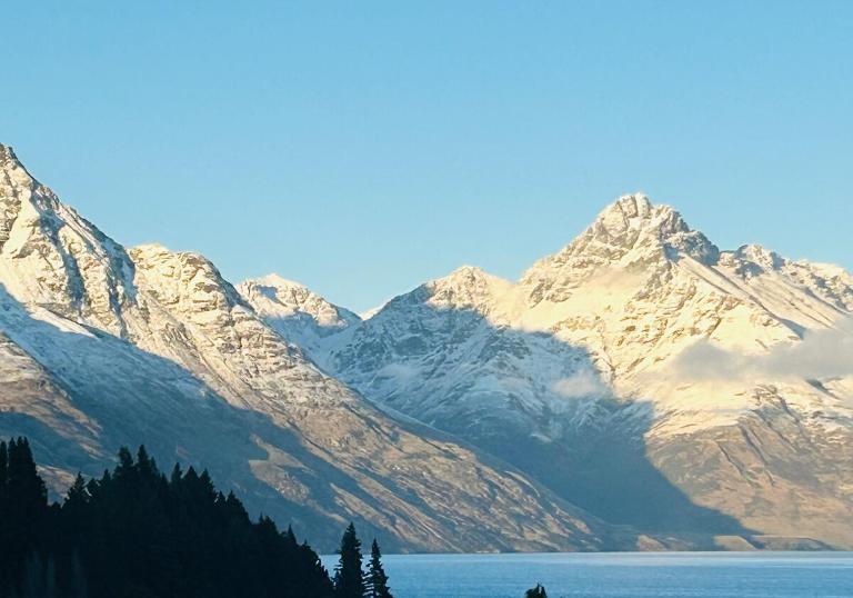 Wee Saut - Spectacular Panoramic Vistas - Queenstown centre - Ferienwohnung Queenstown