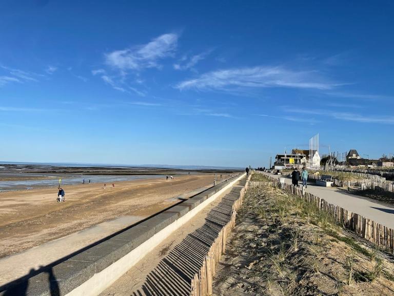 Appartement 100 m de la plage - Chambres d'hôtes Langrune-sur-Mer