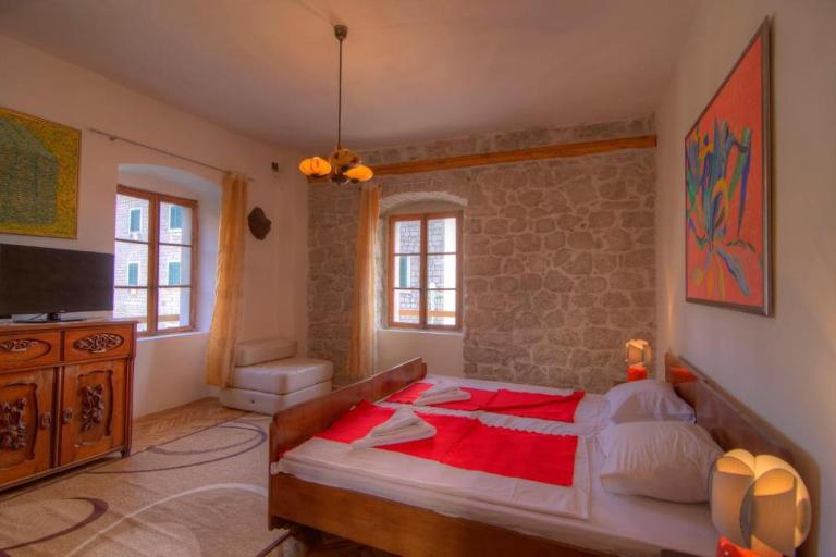 LaRos Apt - B&B Herceg Novi