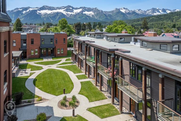 901 Fernie by StayIn - B&B Fernie