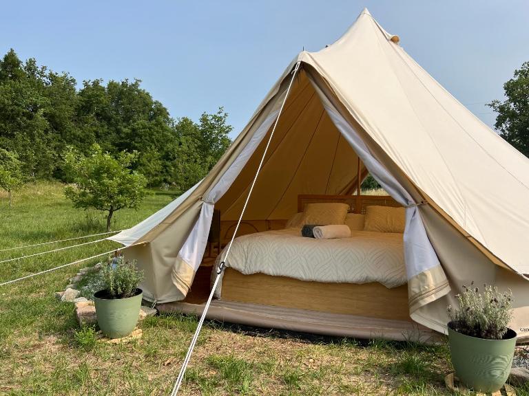 Tipi au Murmure du Champs - Ferienwohnung Montclus