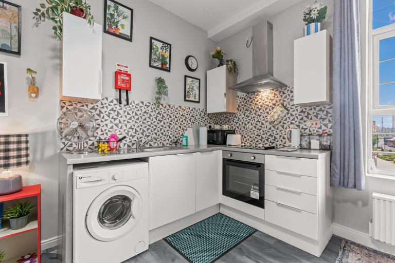 #15 Stylish Digbeth private Studio Apt City Centre - Sleeps 2 - "Perfect for couples and Business travelers" - B&B Birmingham