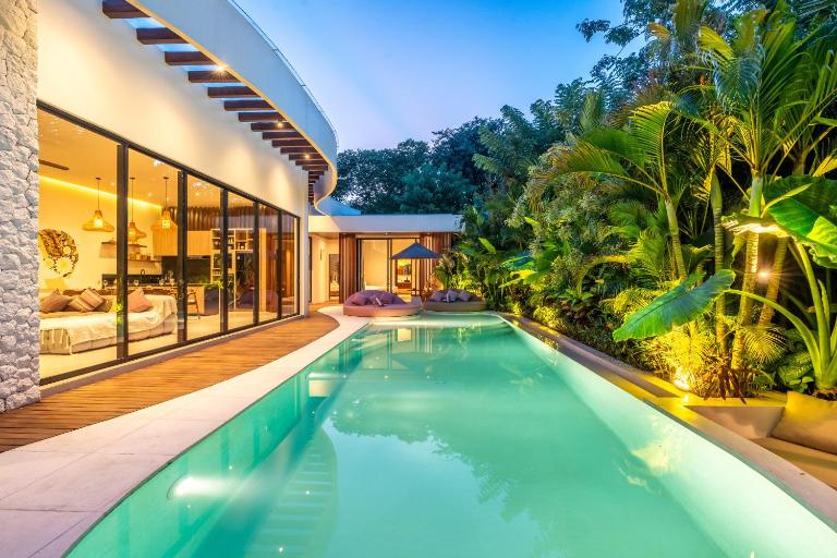Villa Curvea, Uluwatu - B&B Uluwatu