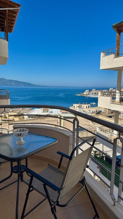 Makhouse - B&B Sarandë