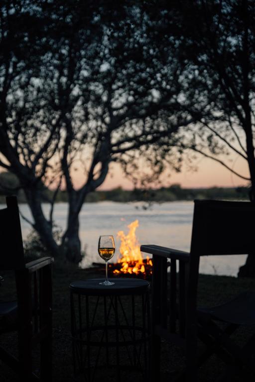 Chundukwa River Lodge - Self Catering House - Bed and Breakfast Livingstone