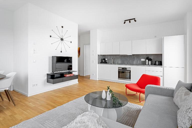 EXQUIS Design 2BR Apartment HANSEN I Balcony I Mercedes & US Army I Parking I Stuttgart - B&B Böblingen