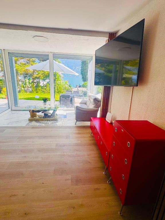 Interlaken Villa Lakeview Appartment - B&B Leissigen