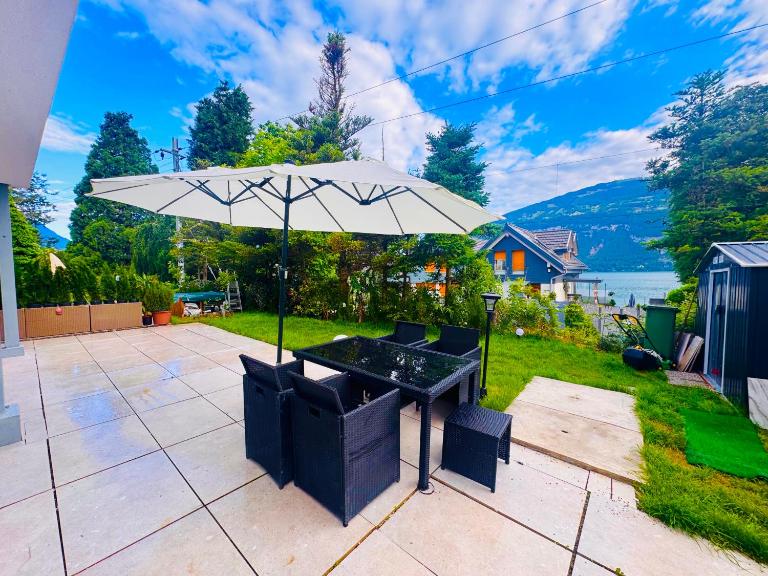 Interlaken Villa Lakeview Appartment - B&B Leissigen
