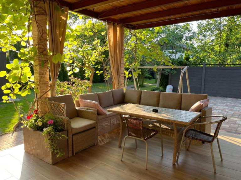 Lilien Vendégház Balatonfenyves - B&B Balatonfenyves