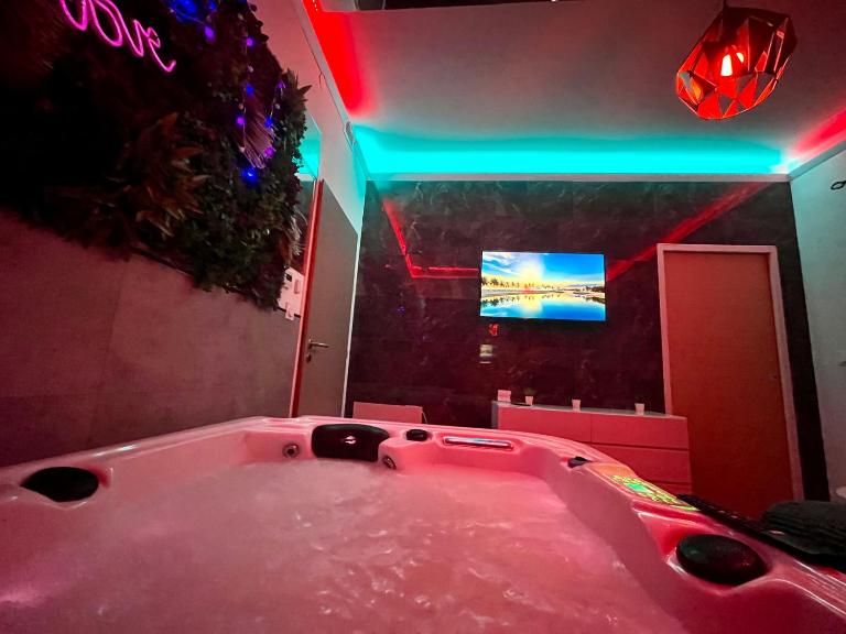 Cocon champêtre avec jacuzzi - B&B Aussonne
