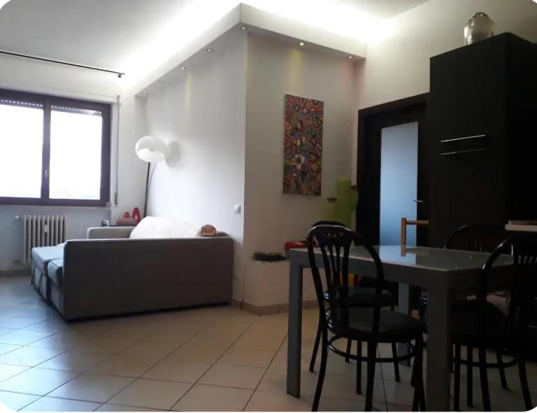Appartamento centro Follonica a 2 passi dal mare - B&B Follonica