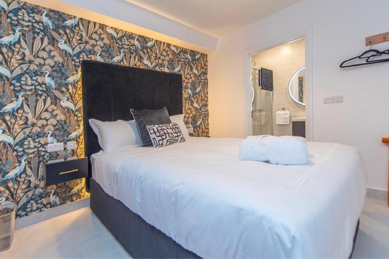 Room in The Heart of Galway - B&B Galway