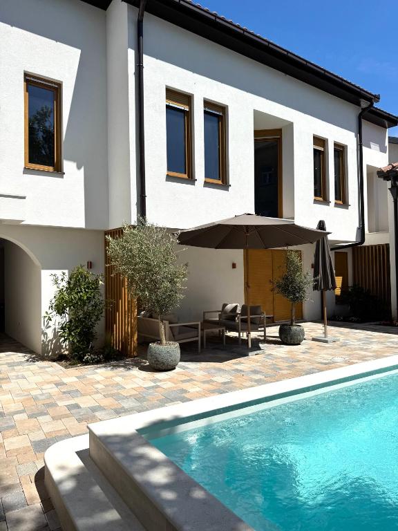 Villa Sevdah - apartments in the city centre, with pool and free parking - B&B Mostar
