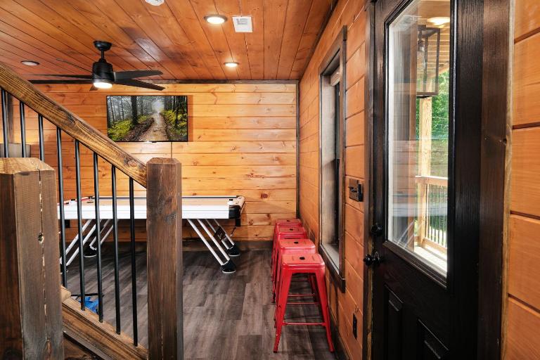 Saving Grace Where the Mountains Save the Day - Ferienwohnung Pigeon Forge