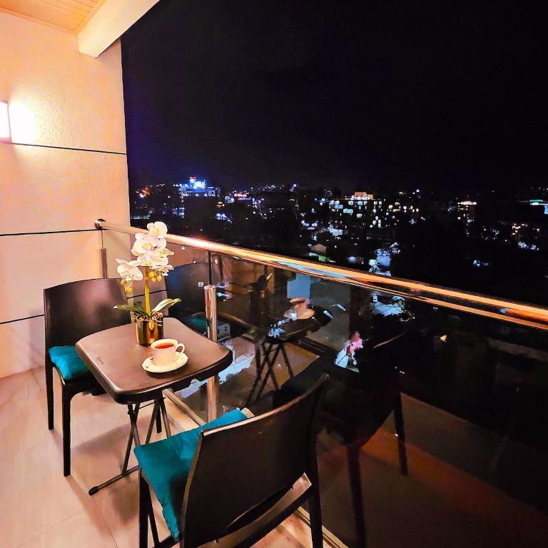The ReLuxe Baguio Suite CityHub - Bed and Breakfast Baguio City