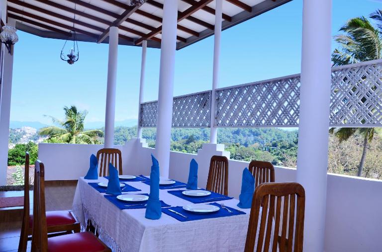 Kandyan White Holiday Homes - B&B Kandy