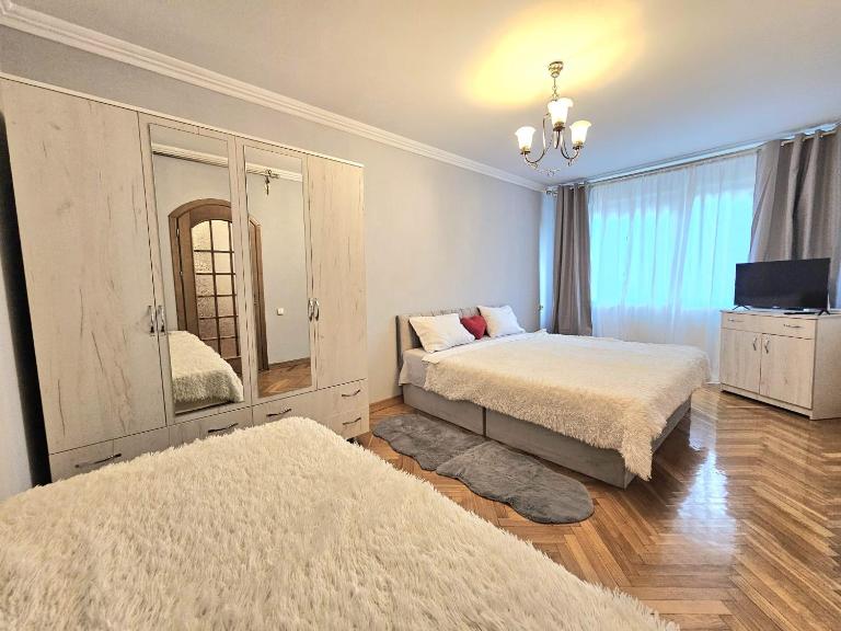Bulevardul Dacia 18 - B&B Chişinău