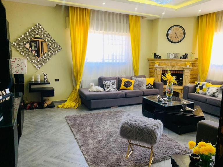 Laura's Stylish Villa - B&B Madaba