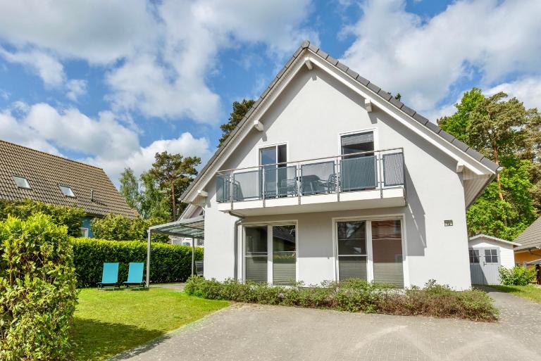 Seeurlaub Müritz - Haus Müritzstar mit Sauna, nur 300m zur Müritz - B&B Röbel