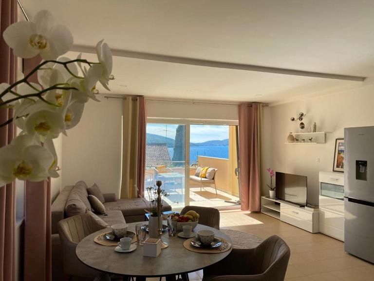 Apartments vila Celice - Jugo Okrug Donji - Ferienwohnung Okrug Donji