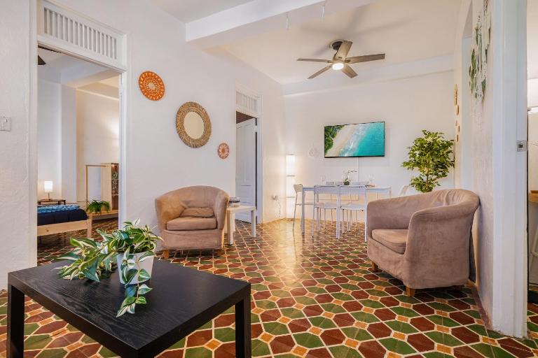 Beachwalk San Juan by PH - B&B San Juan